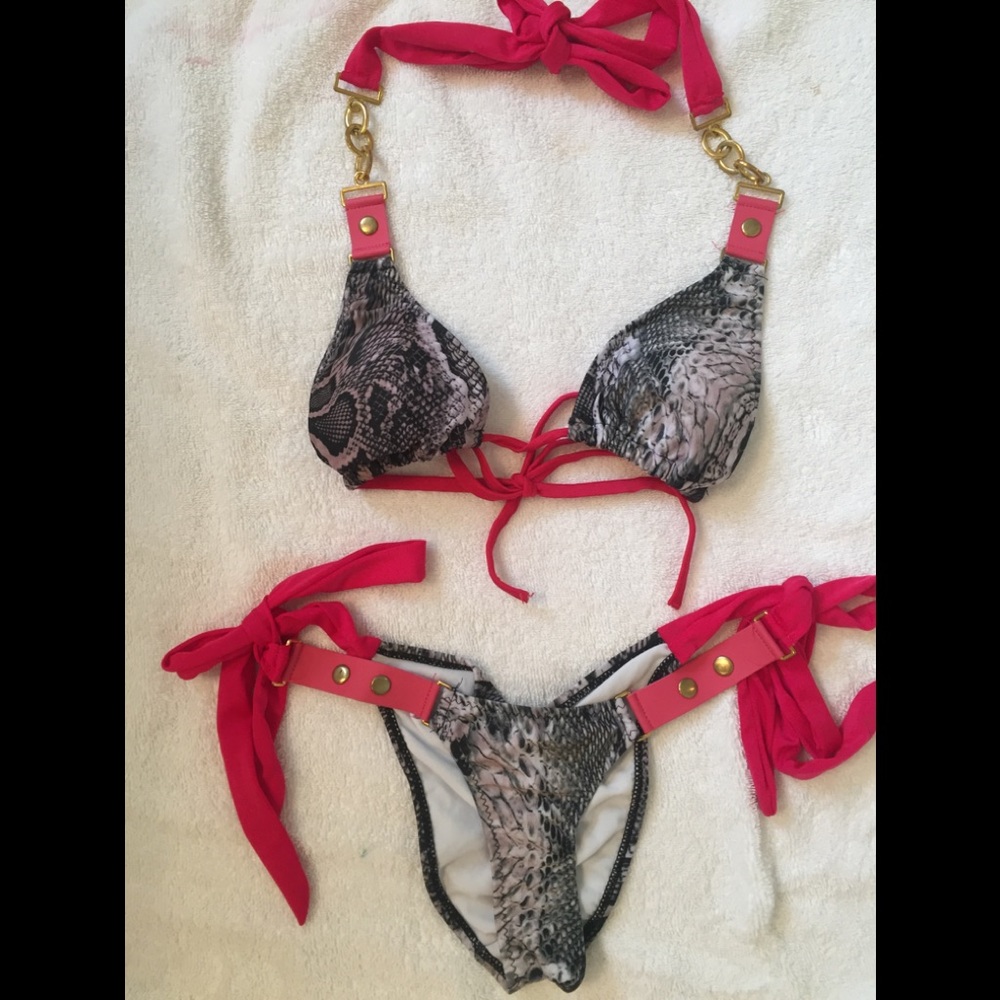 Pink & black 2 piece bathing suit